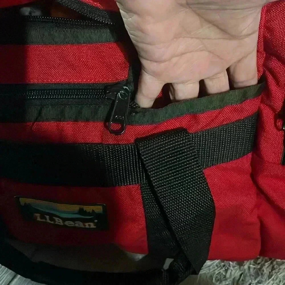 Vintage LLBean duffel canvas duffel bag - Picture 9 of 13